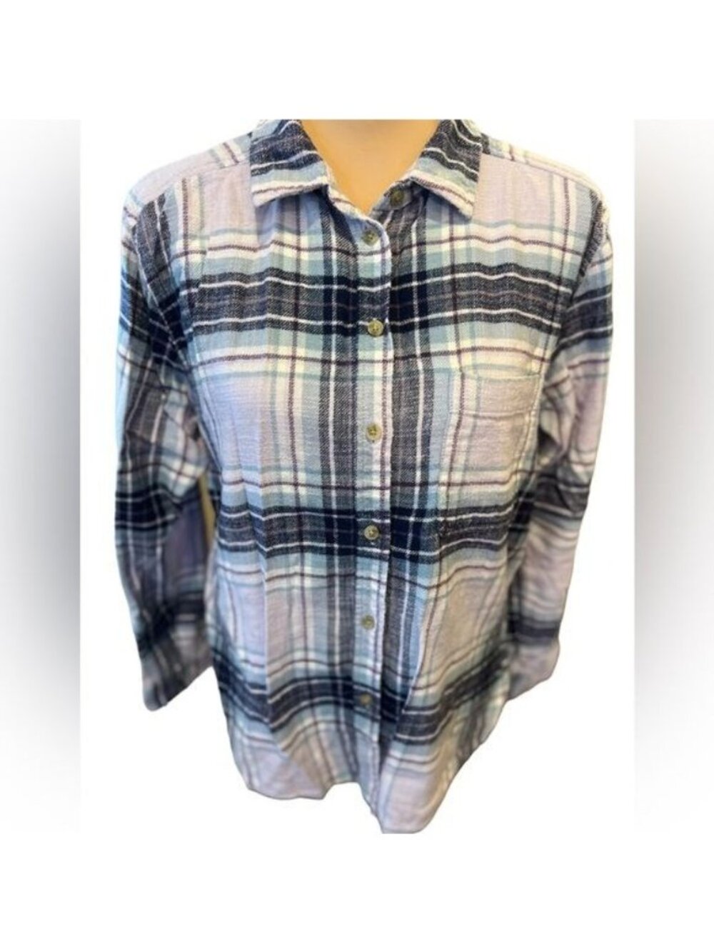 American Eagle women’s shirt size small flannel boyfriend fit soft